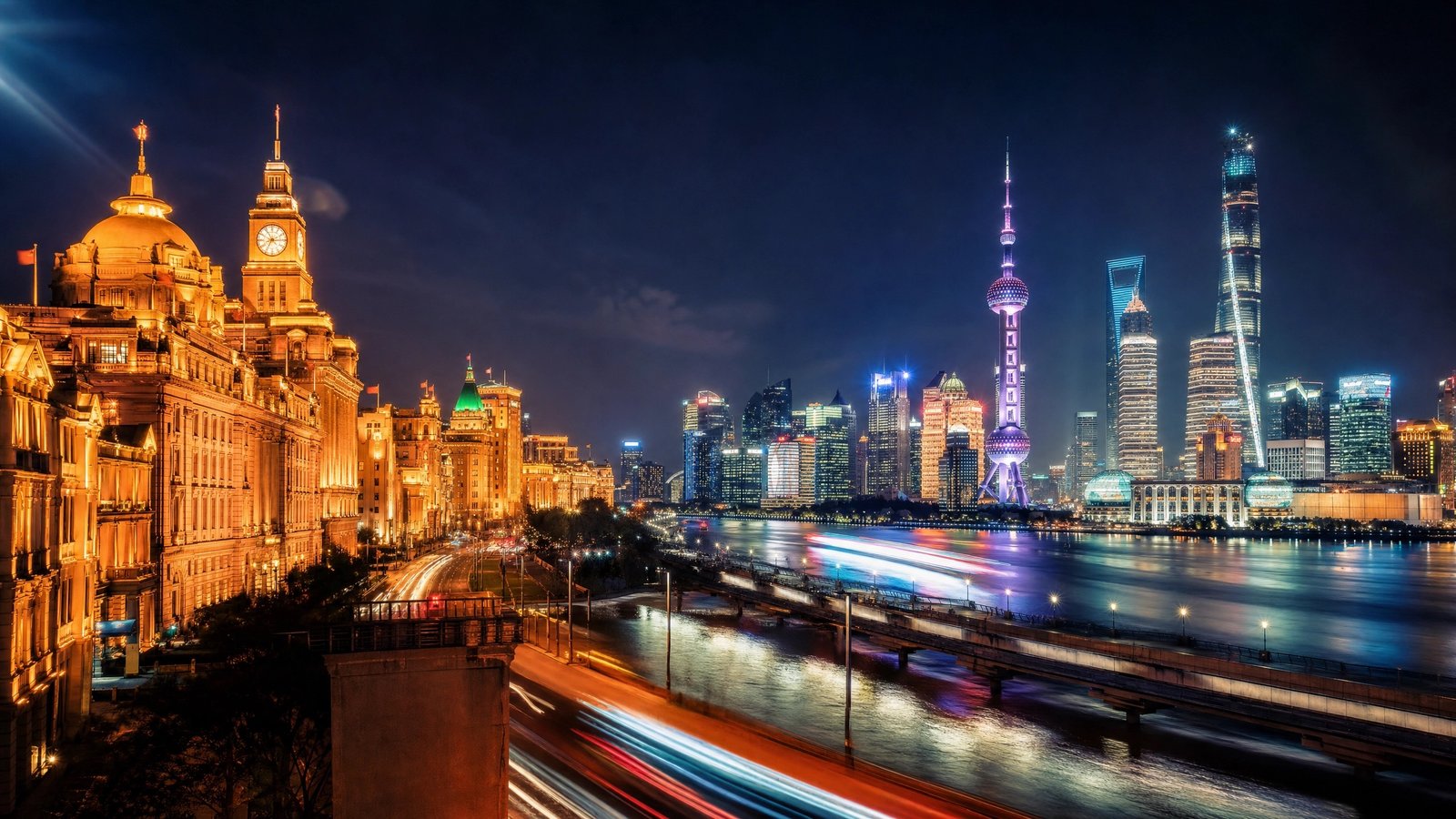 Arrival · The Bund · Pudong Skyline — China — Muslim travel destination